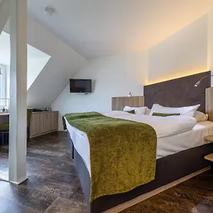 https://gunnewig-hotel-esplanade.dusseldorf-hotel.net