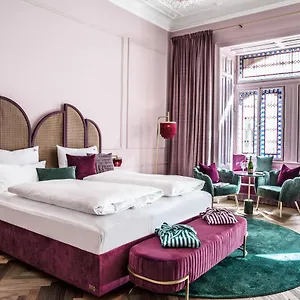 4* Szálloda Josefine